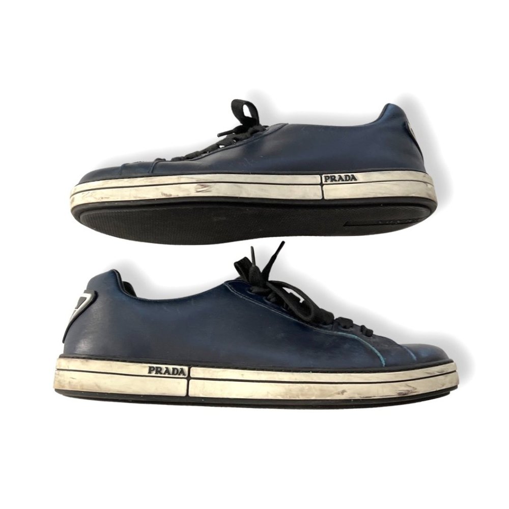 Prada navy leather men fashion sneakers size 10 - Picture 2 of 8